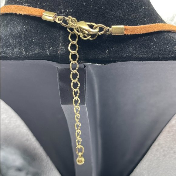 12.8.23.12- Suede cord necklace with Citrine Quartz - Picture 3 of 5